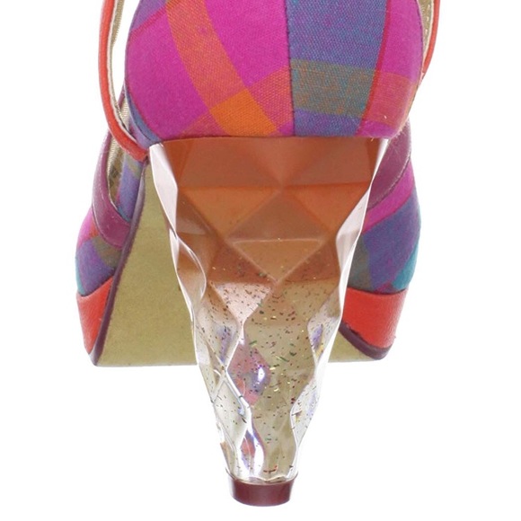 Poetic License Oldie But Goodie Peep Toe Pump - Picture 3 of 7